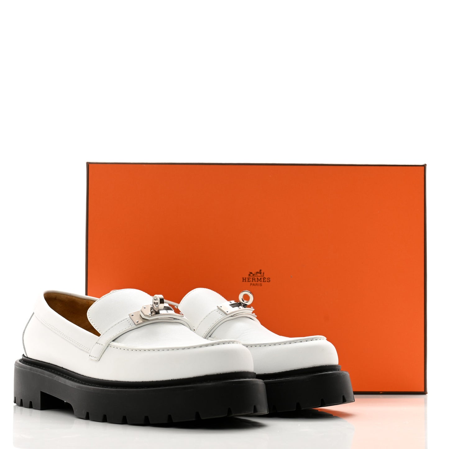 Calfskin Womens Icone Loafers 36 White