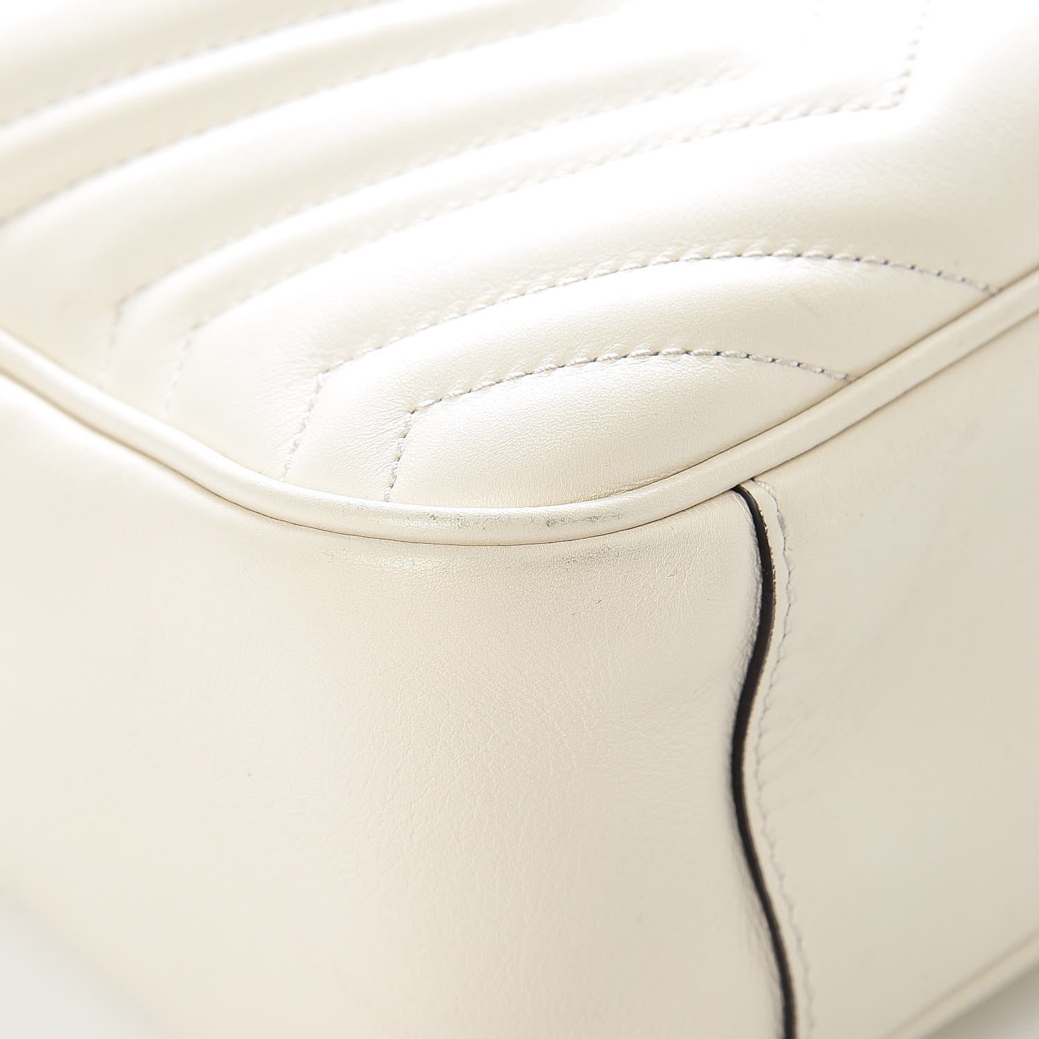 Gucci Calfskin Matelasse Medium GG Marmont Chain Shoulder Bag Mystic White 8 of 16