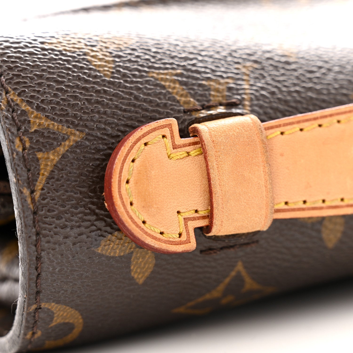 Louis Vuitton Monogram Pochette Metis 17 of 18