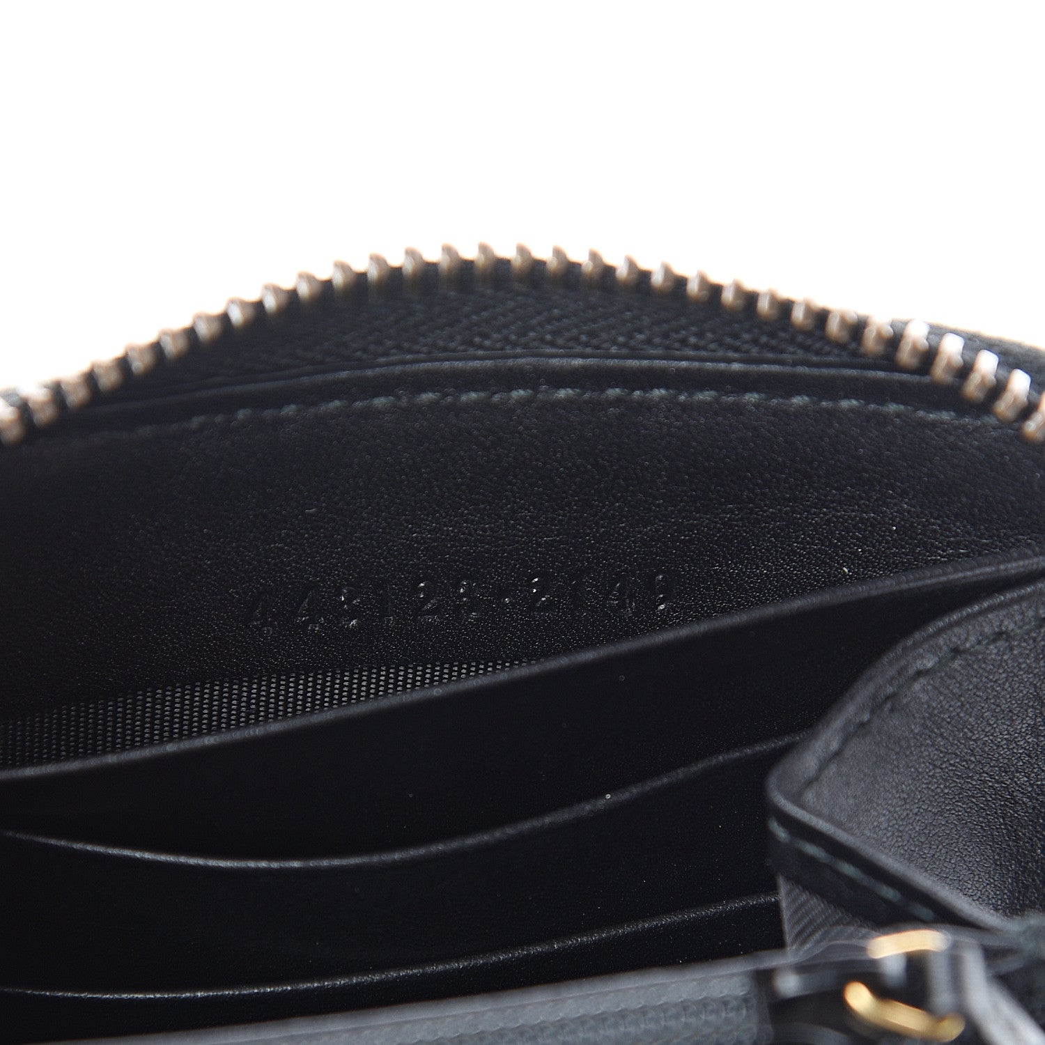 Gucci Calfskin Matelasse GG Marmont Zip Around Wallet Black White 6 of 7