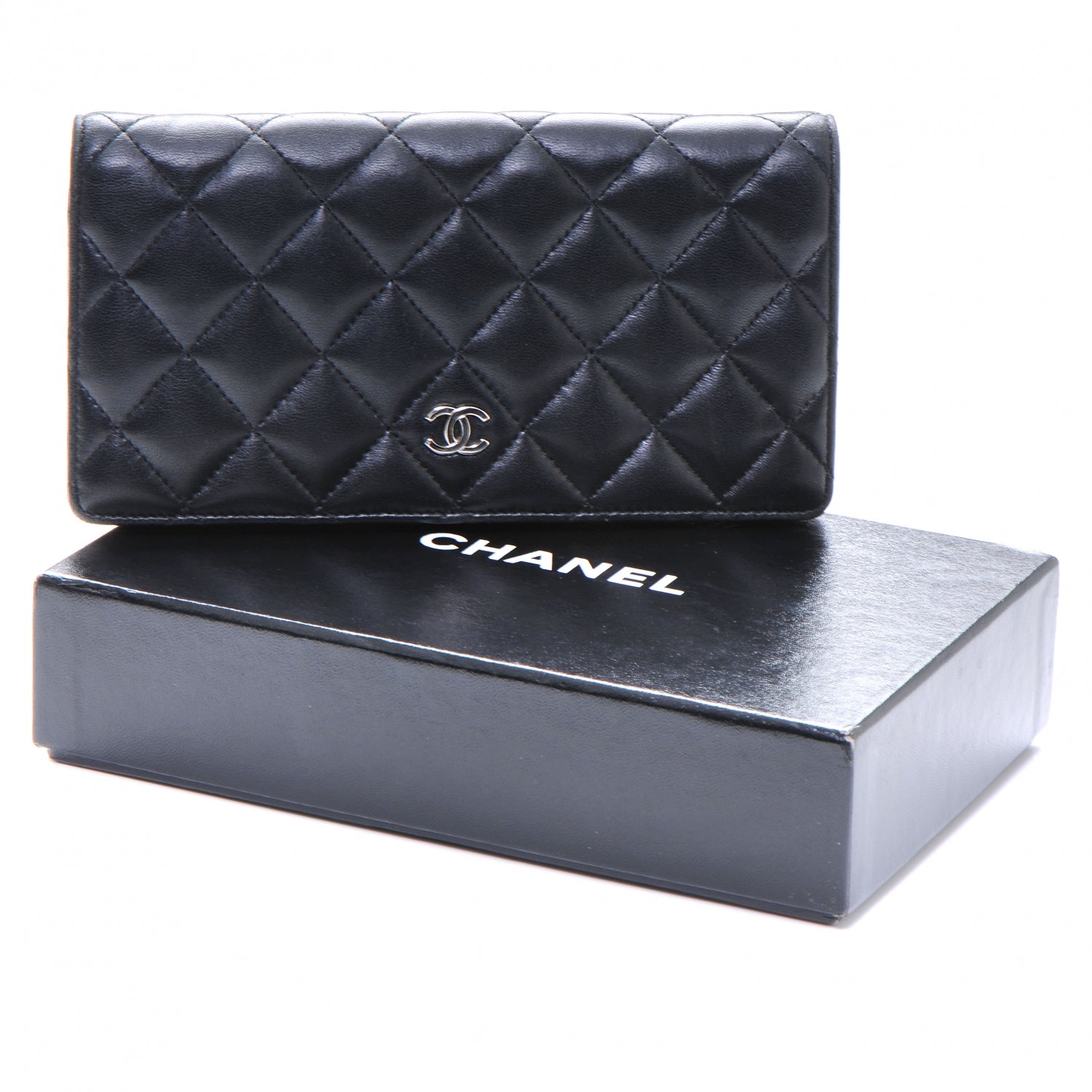 Chanel Lambskin Quilted Yen Wallet Black 3 of 7