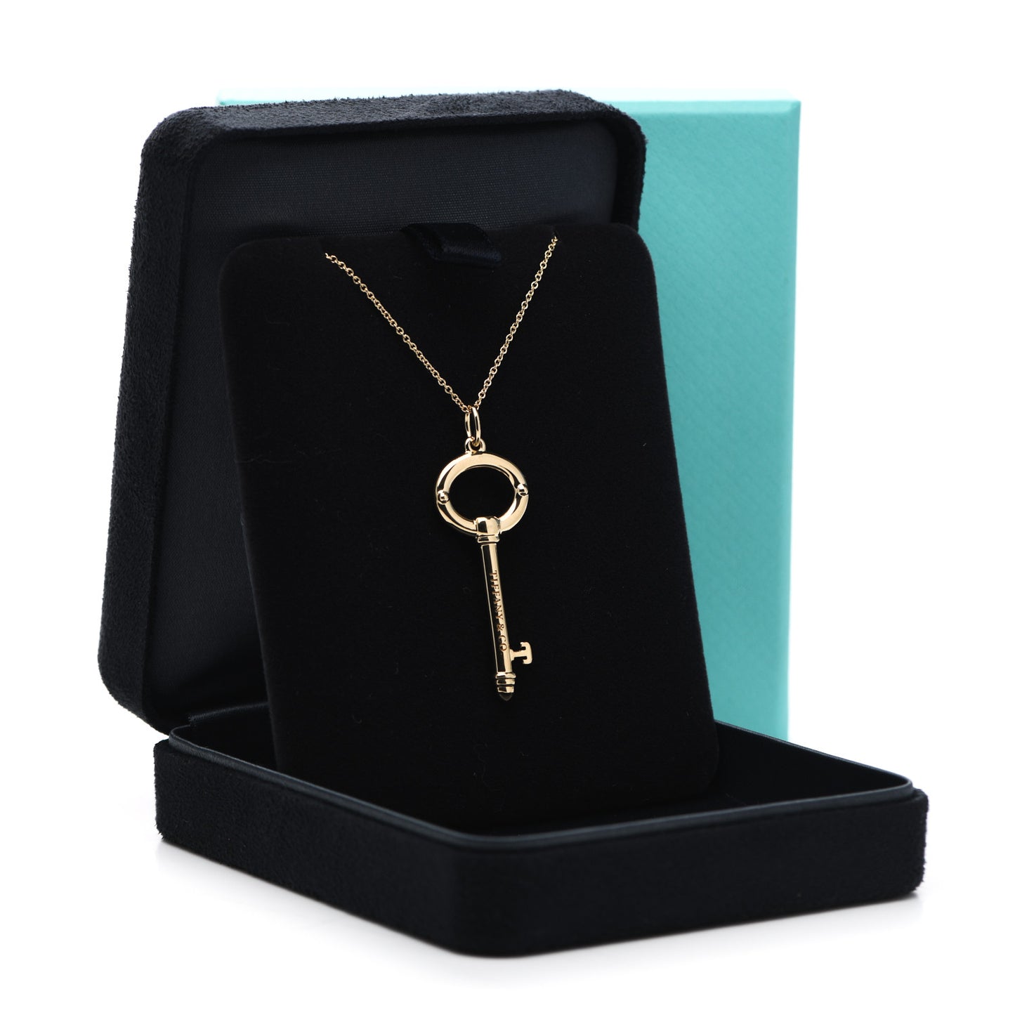 18K Yellow Gold Small Oval Key Pendant Necklace