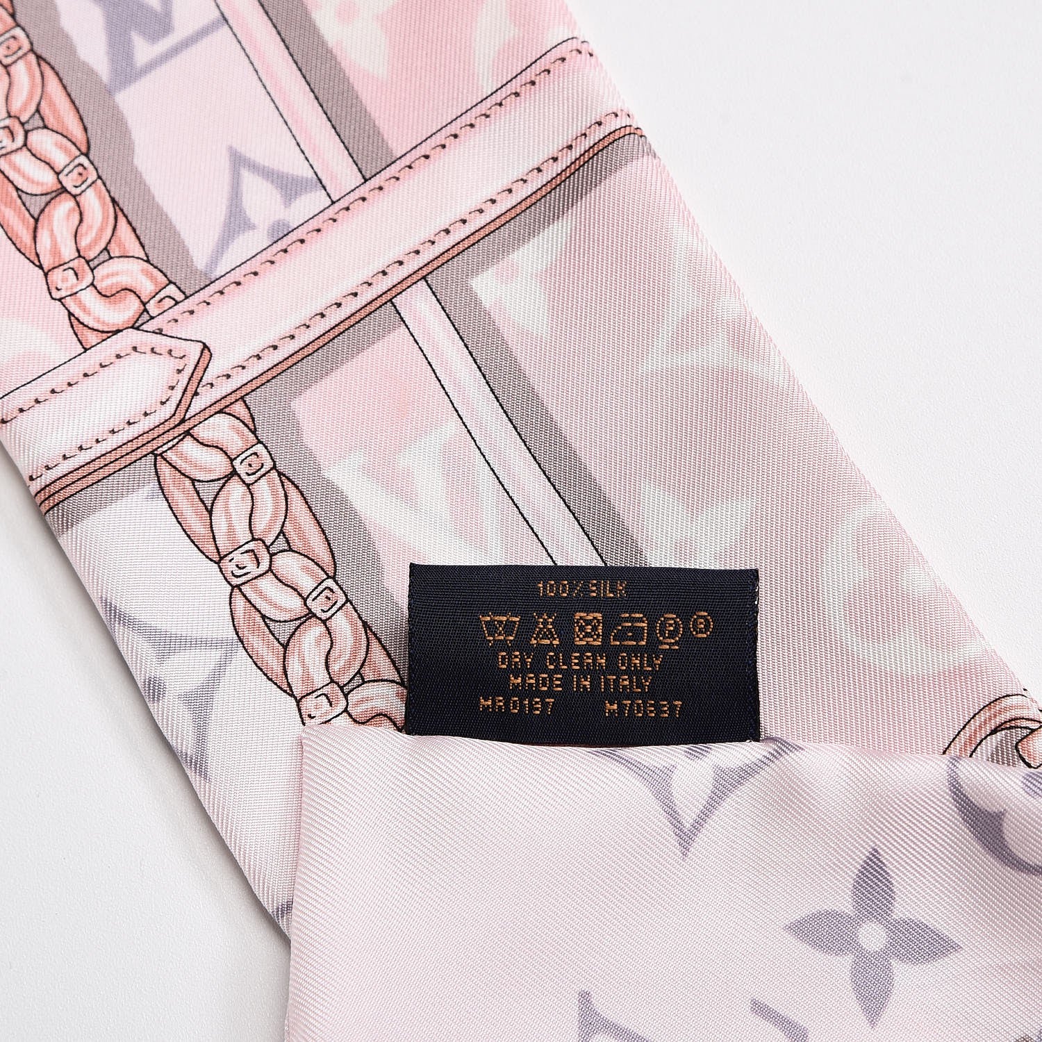 Louis Vuitton Silk Monogram Confidential Bandeau Light Pink 5 of 5