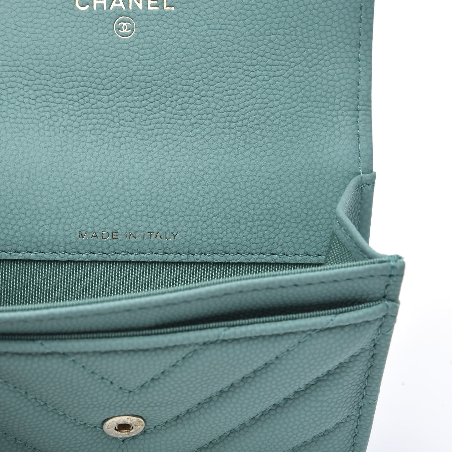 Caviar Chevron Quilted Card Holder Wallet Turquoise