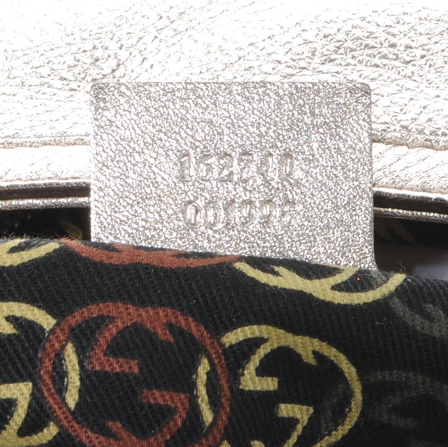 Leather Medium Britt Hobo Platinum