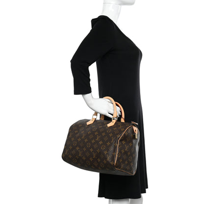 Louis Vuitton Monogram Speedy 30 2 of 10