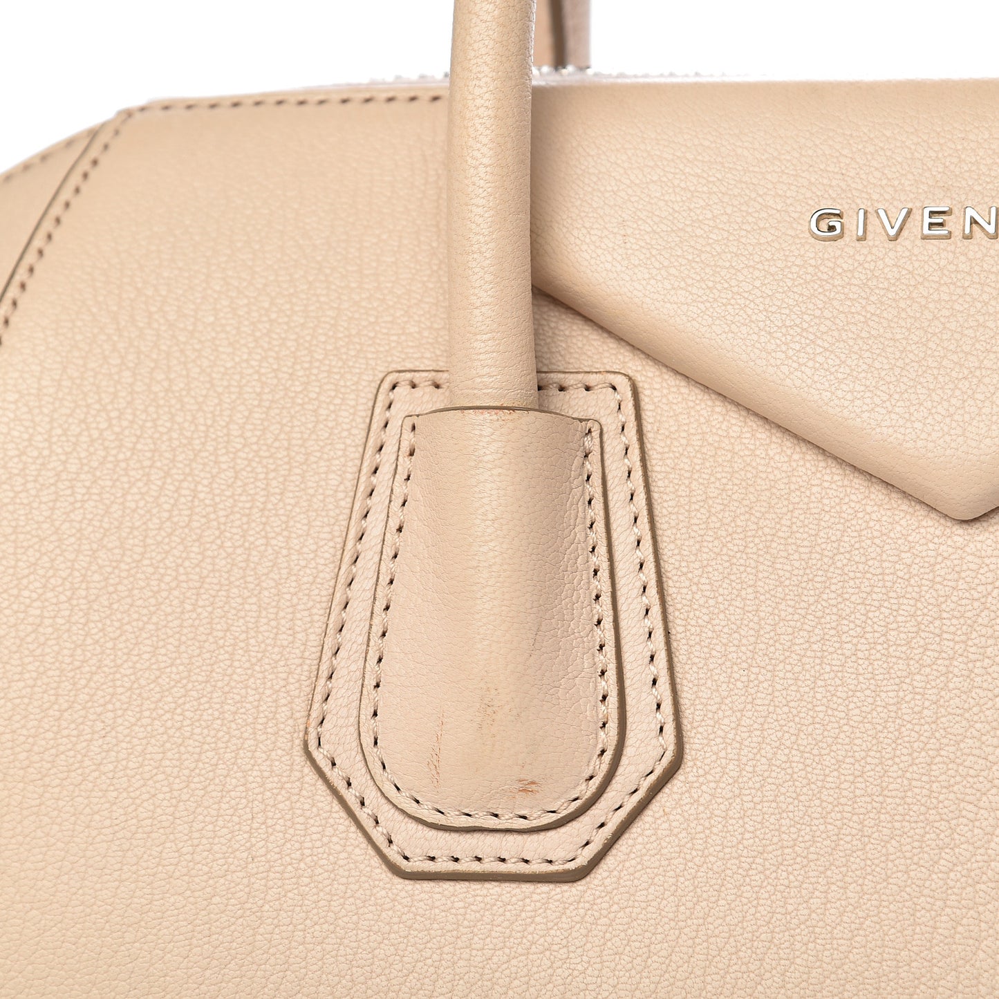 Sugar Goatskin Medium Antigona Skin