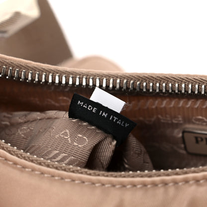 Prada Nylon Re-Edition 2005 Shoulder Bag Cammeo 7 of 15