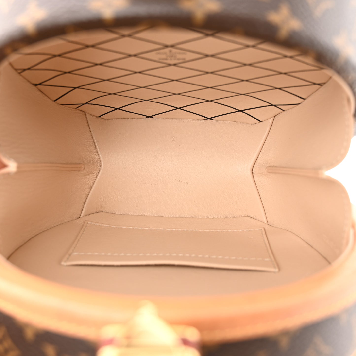 Monogram Petite Boite Chapeau