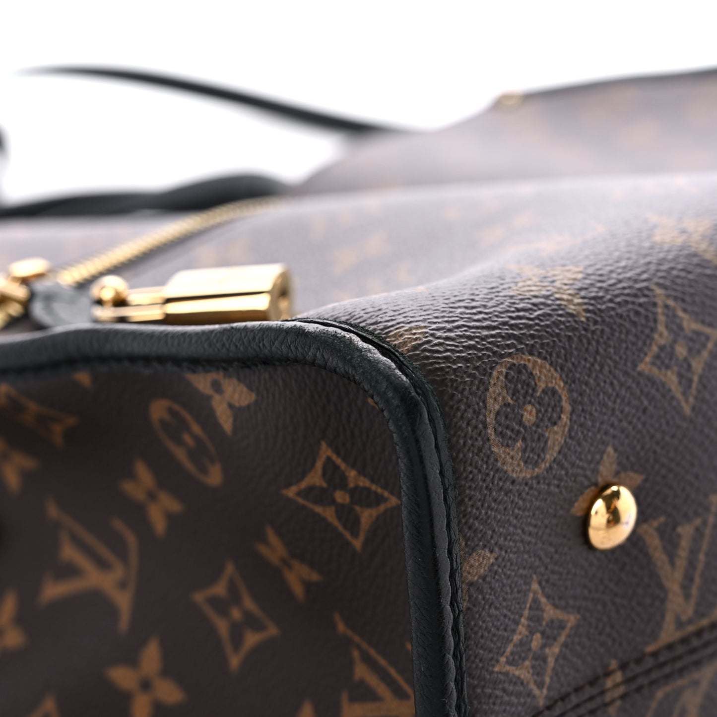 Monogram Popincourt MM Black