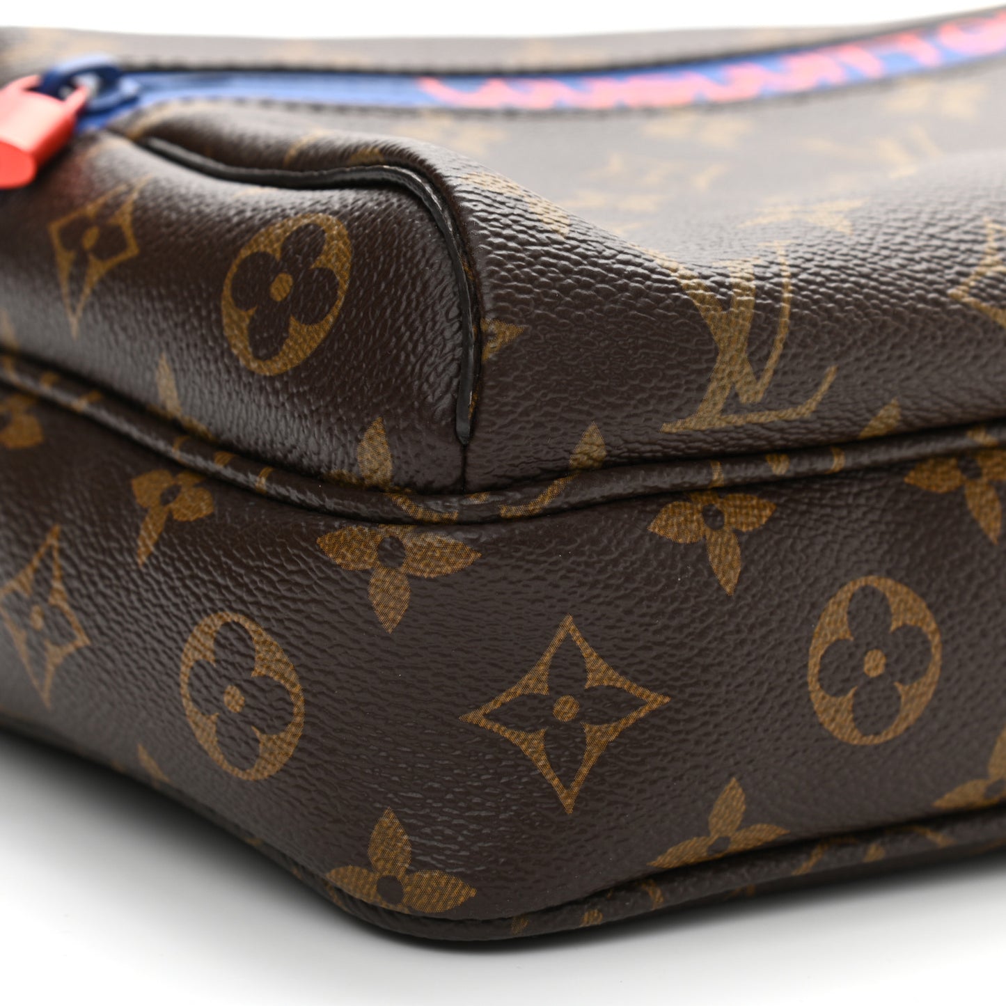 Monogram Outdoor Messenger PM