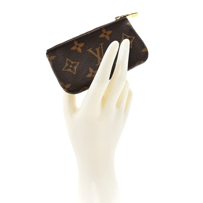 Louis Vuitton Monogram Key Pouch 2 of 8