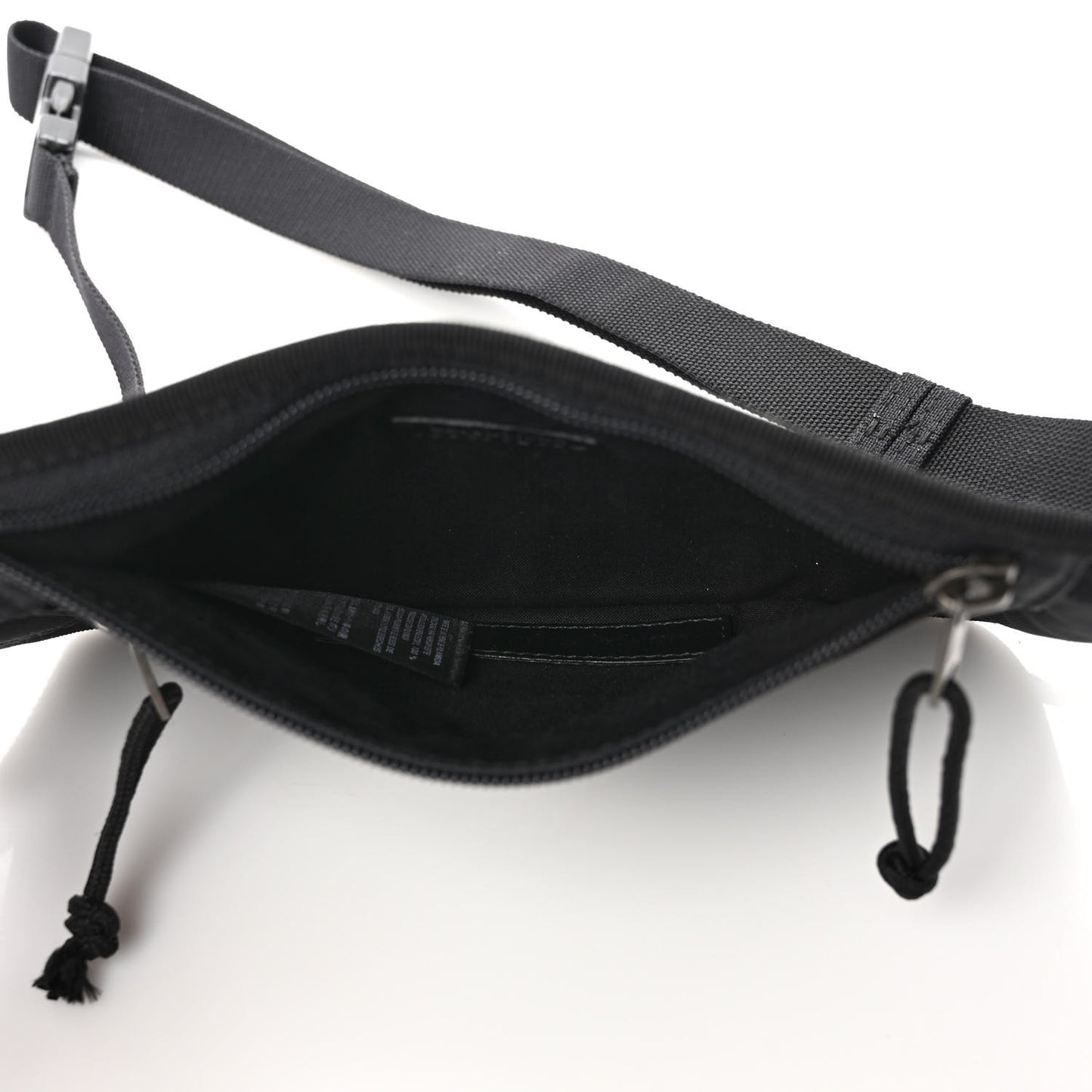 Sustainable Casual Nylon Weekend Belt Wallet Black