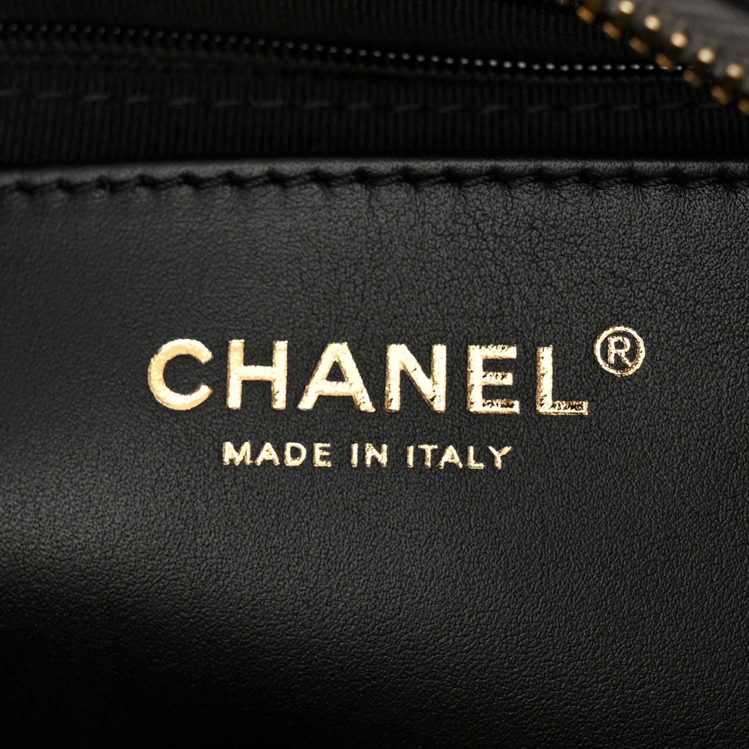 Chanel Metallic Calfskin Pearl Quilted CC Mini Camera Case Ruthenium 6 of 11