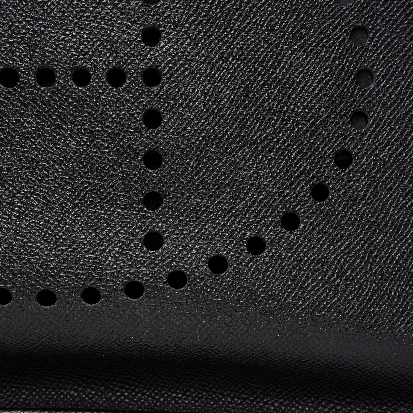 Soft Epsom Evelyne III GM Black