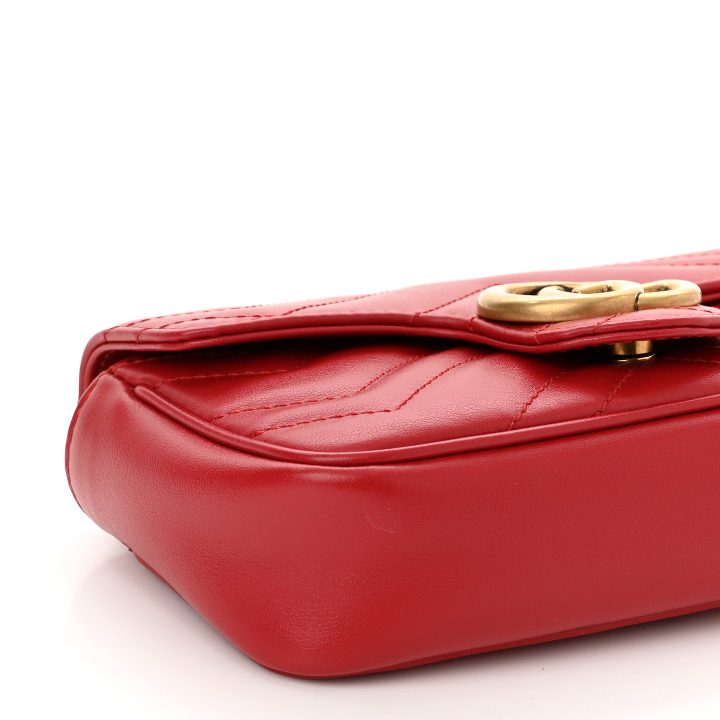 Calfskin Matelasse Super Mini GG Marmont Shoulder Bag Hibiscus Red