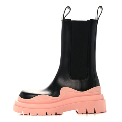 Bottega Veneta Calfskin The Tire Boots 35.5 Black Peachy 1 of 7