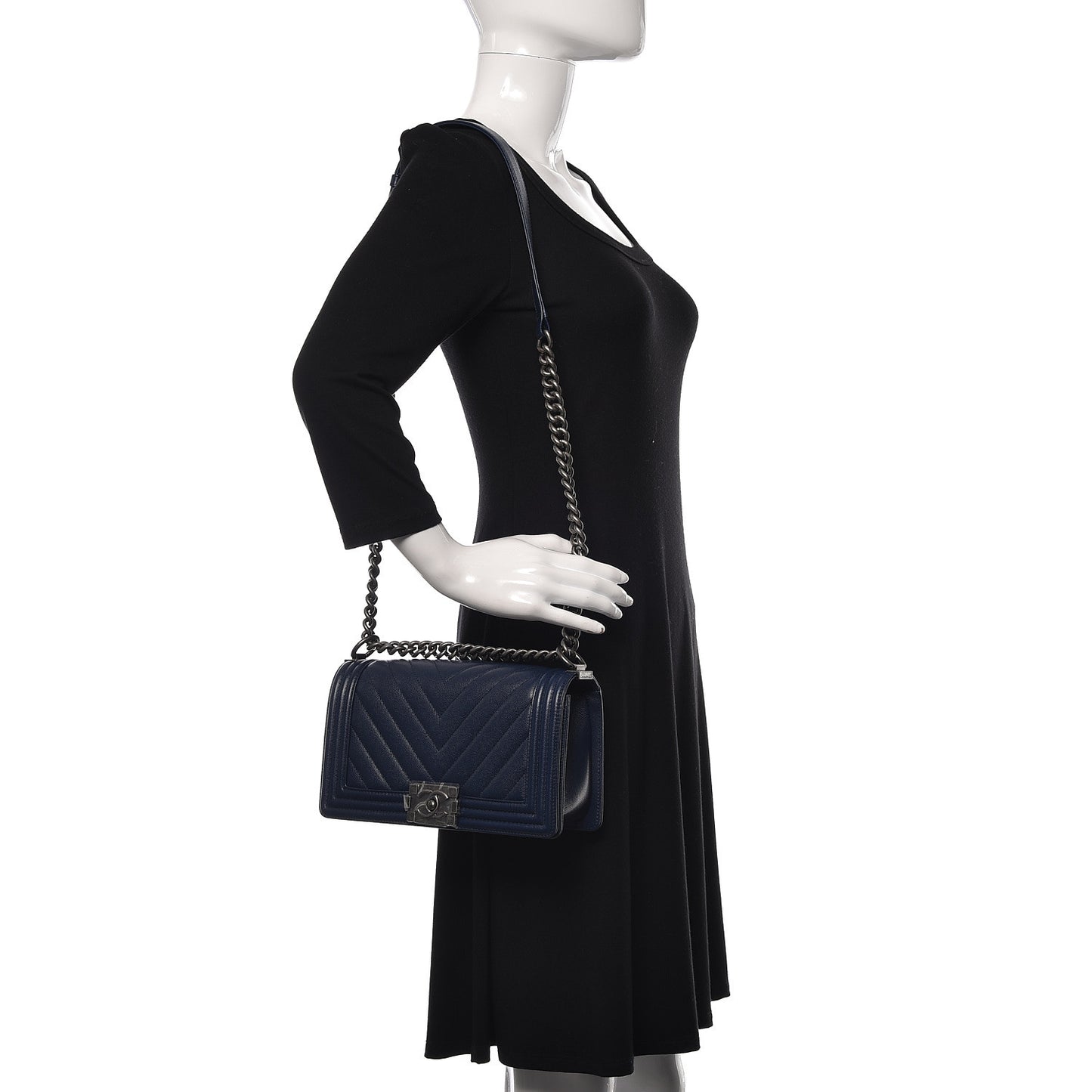 Caviar Chevron Quilted Medium Boy Flap Navy