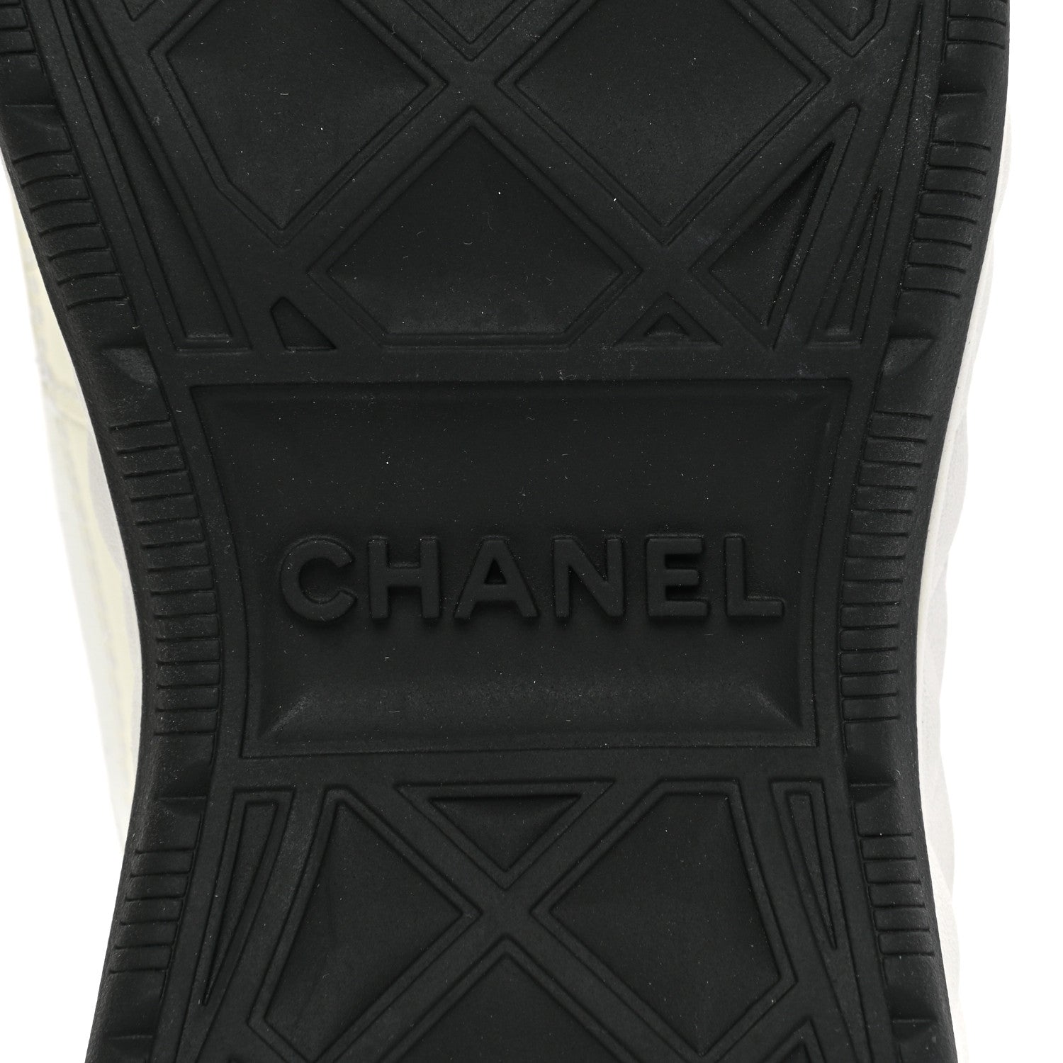 Chanel Velvet Calfskin Mixed Fibers CC Sneakers 35 Ivory Black 6 of 9