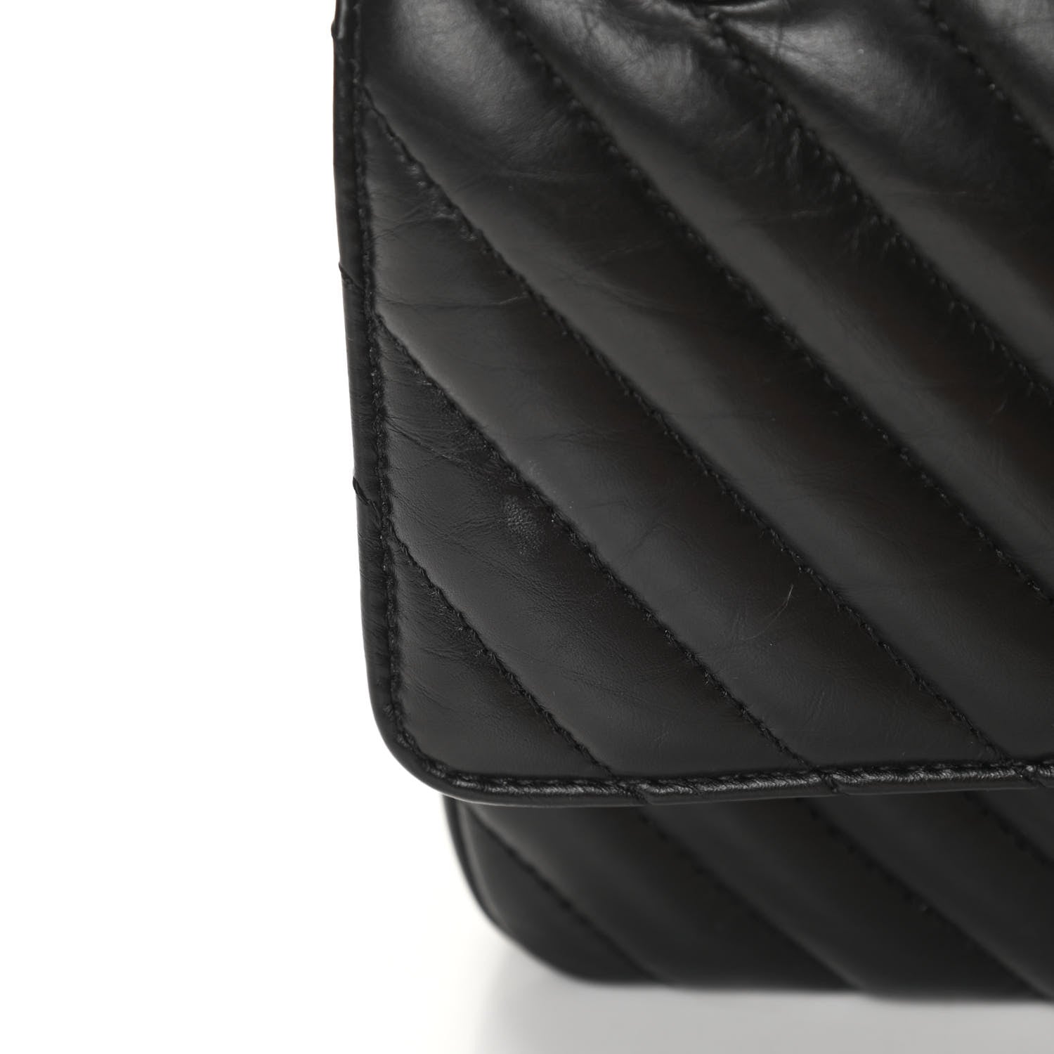 Chanel Aged Calfskin Chevron Quilted 2.55 Reissue 225 Flap So Black 13 of 14
