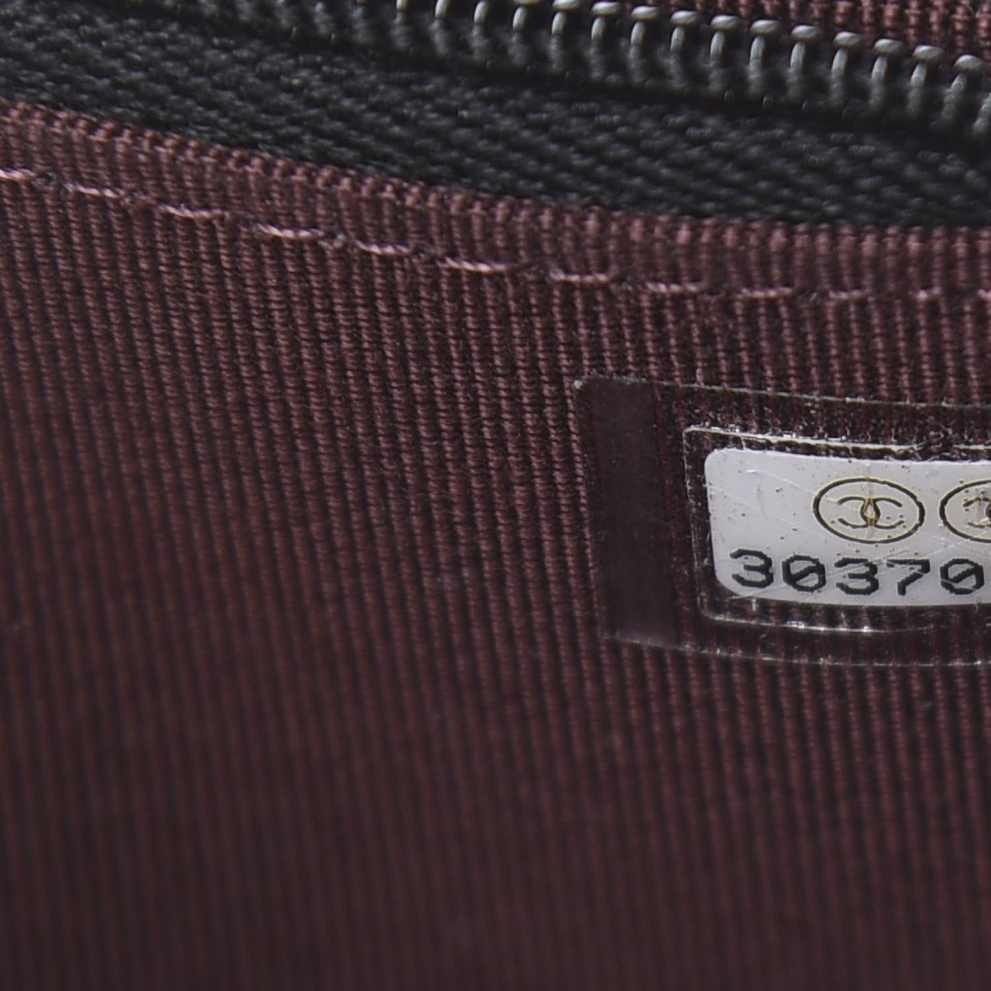 Caviar Quilted Mini Wallet On Chain WOC Black