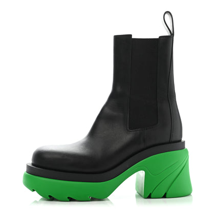 Bottega Veneta Calfskin The Flash Chelsea Boots 38 Black Grass 1 of 15