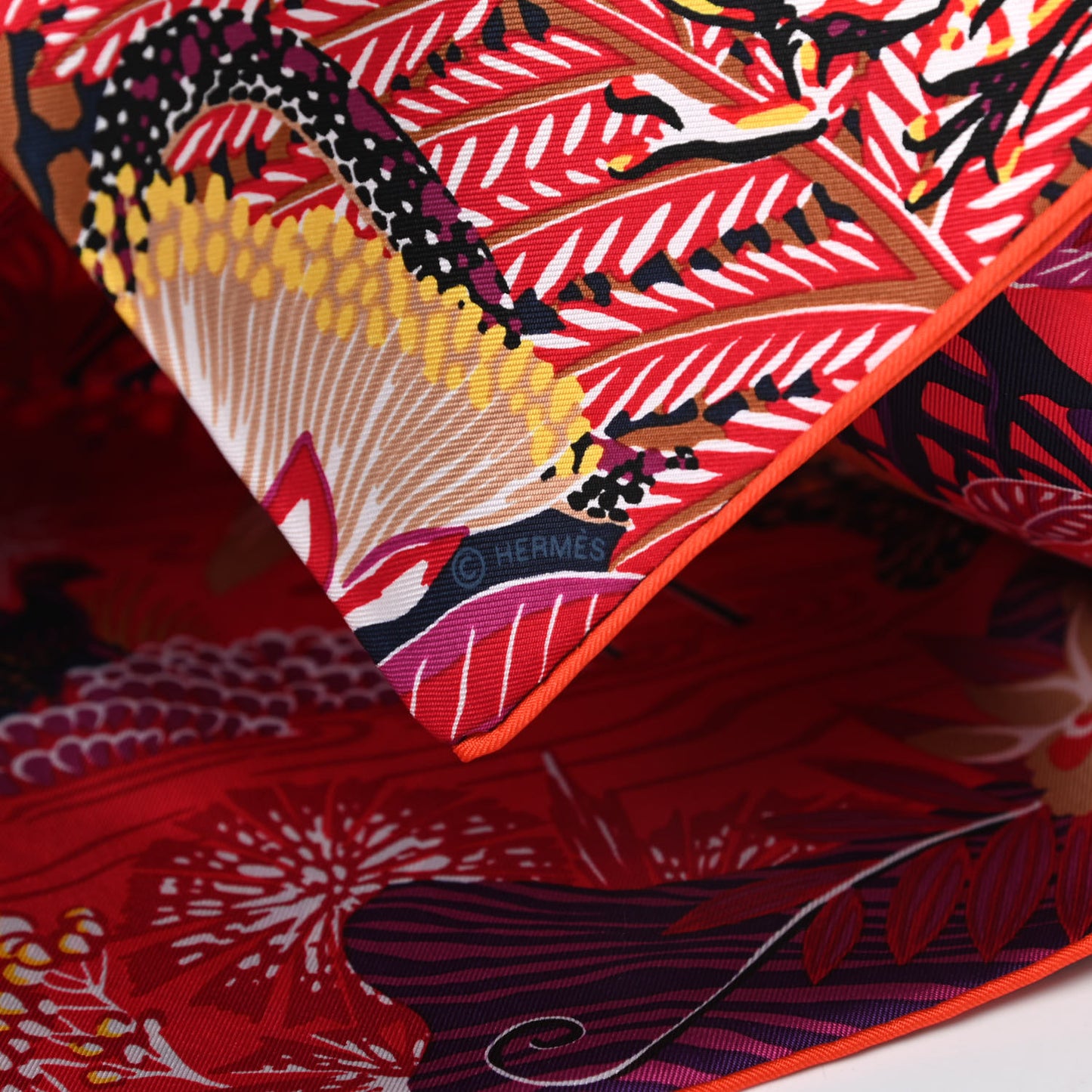 Silk Wild Singapore Scarf 90 Rouge Violet Beige