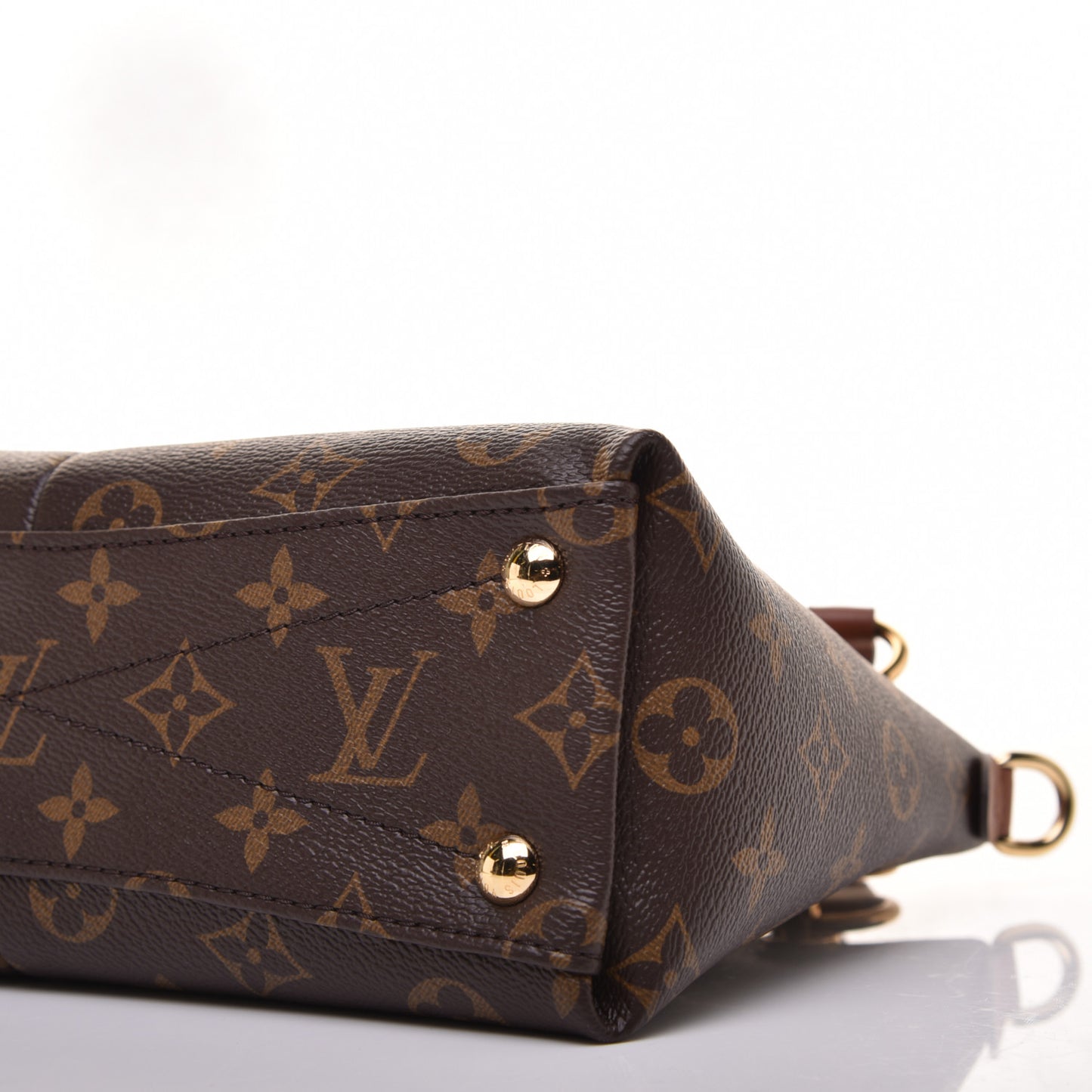 Monogram V Tote BB Black