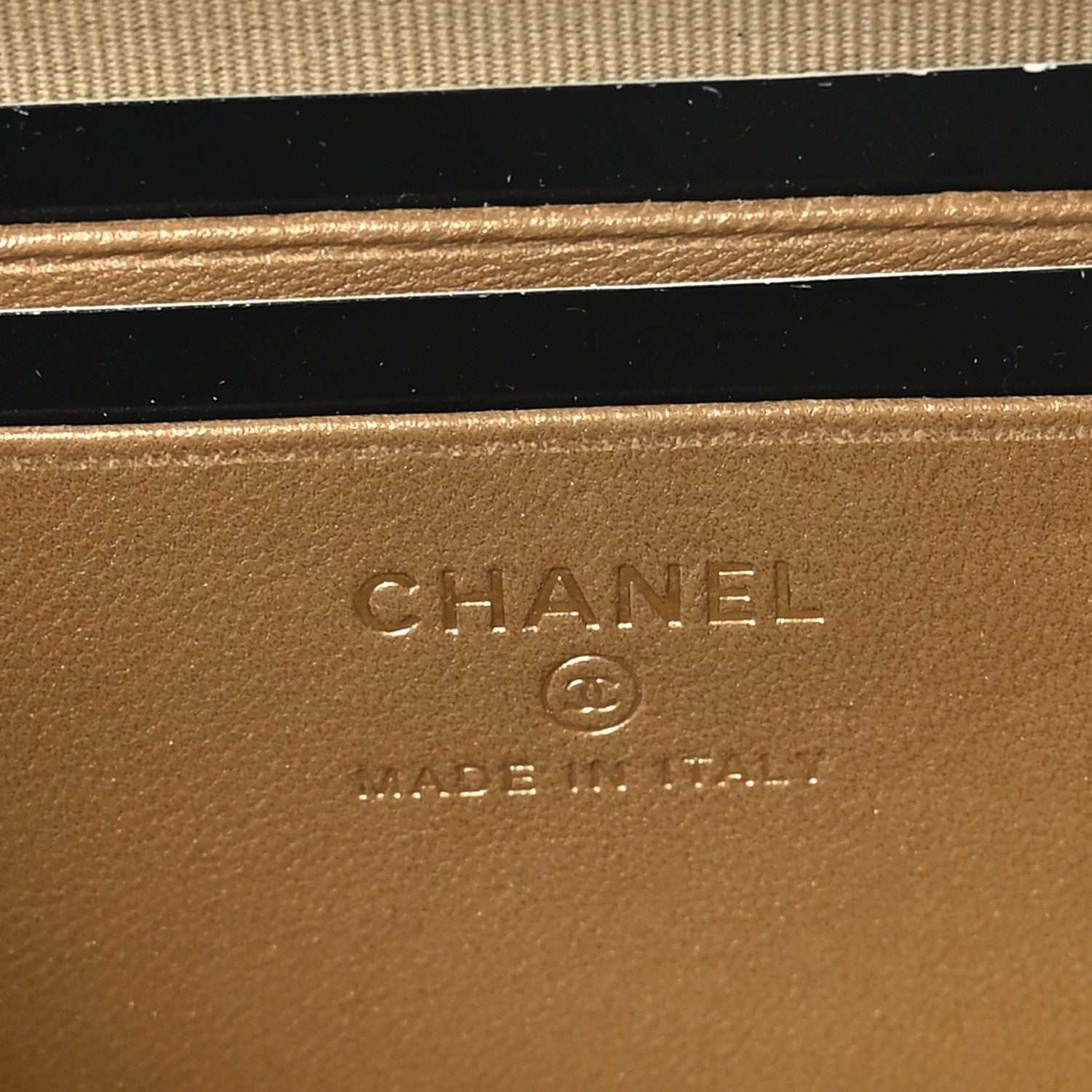 Chanel Lambskin Quilted CC Pearl Crush Camera Case Black 5 of 9