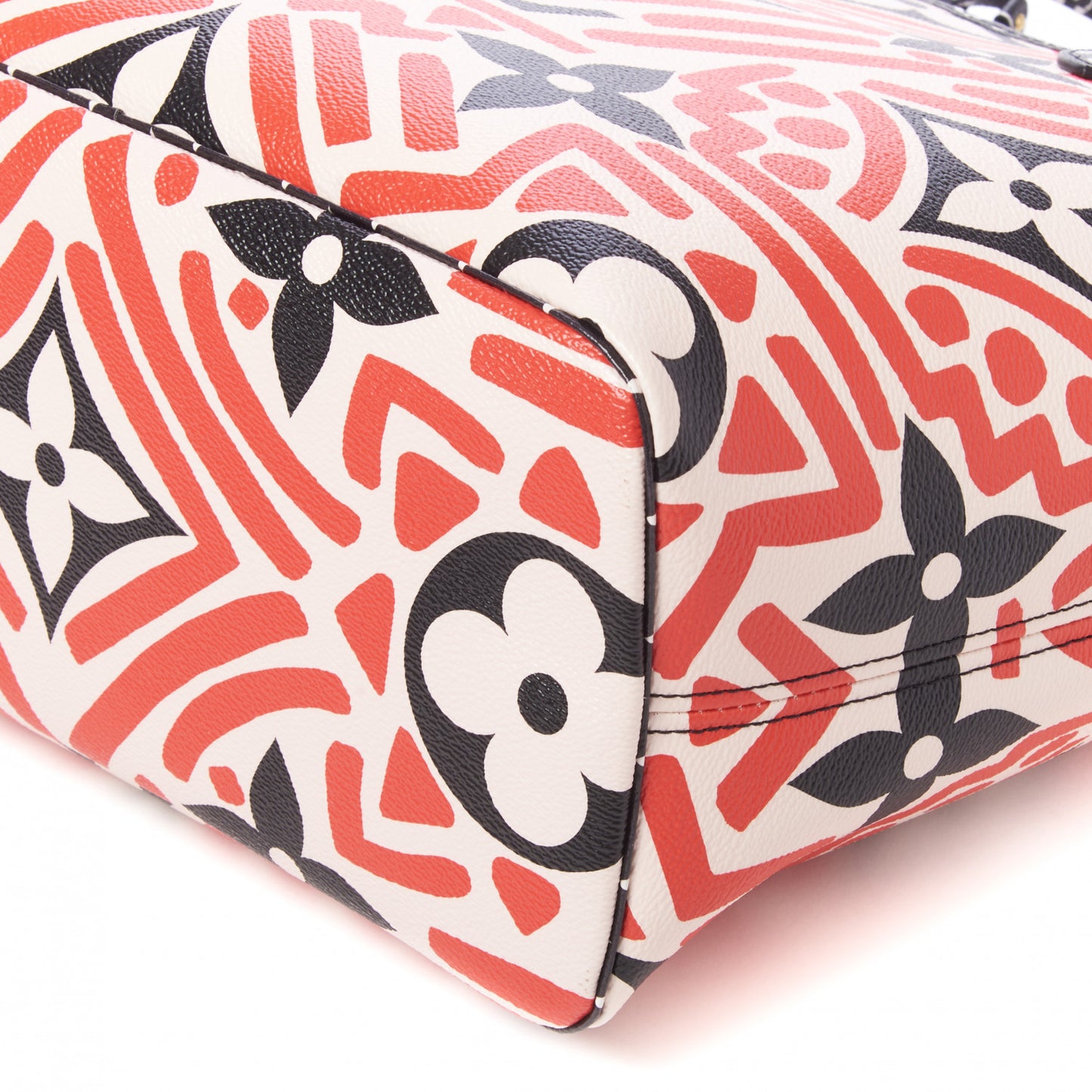Monogram Giant Crafty Neverfull MM Creme Rouge Black