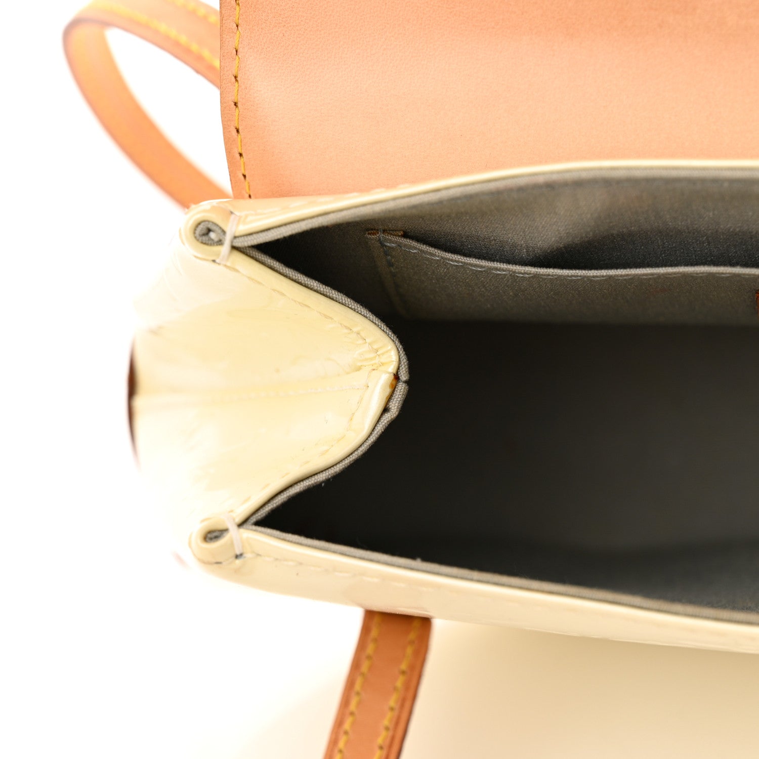 Louis Vuitton Vernis Biscayne Bay PM Perle 15 of 18