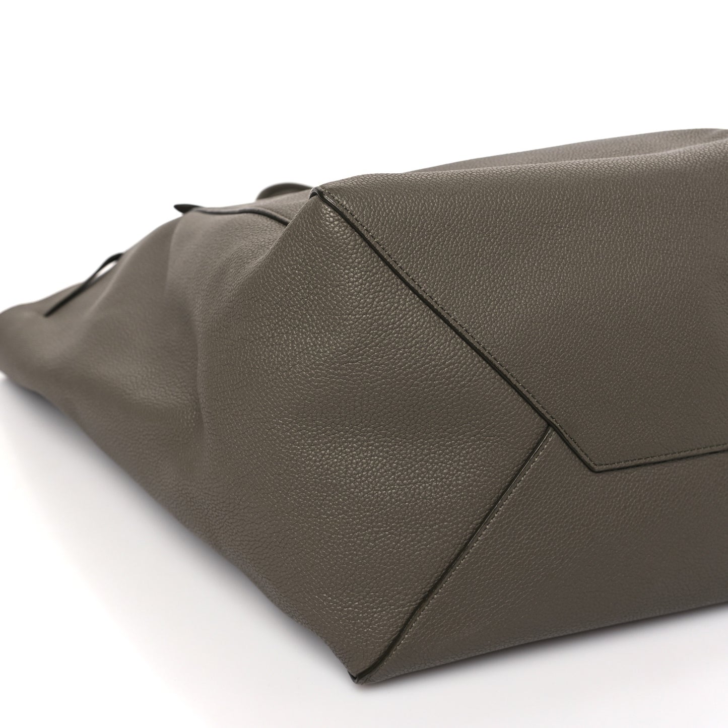 Soft Grained Calfskin Small Belt Cabas Phantom Taupe