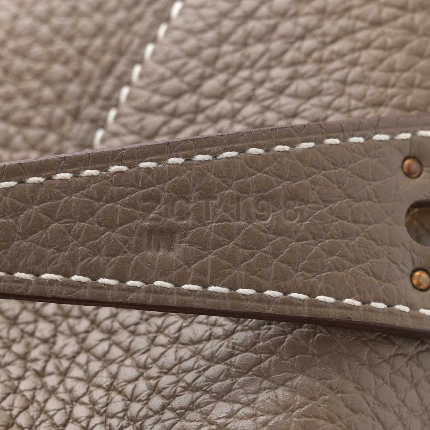 Hermes Taurillon Clemence Lindy 26 Etoupe 7 of 11