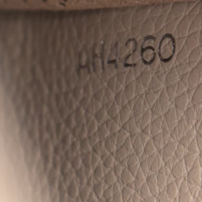 Louis Vuitton Mahina Muria Galet 7 of 9
