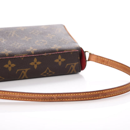 Louis Vuitton Monogram Recital 10 of 17