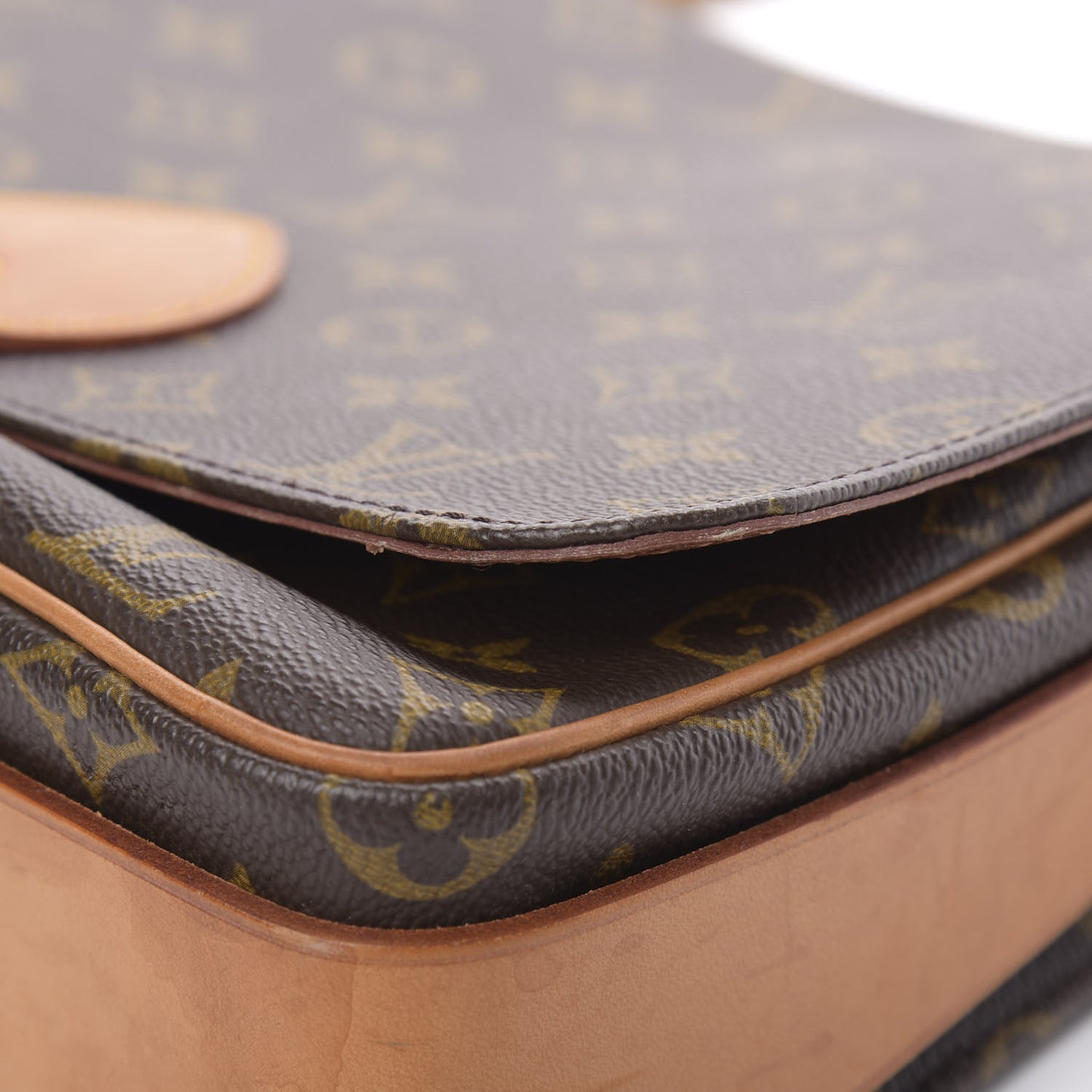 Monogram Cartouchiere 26
