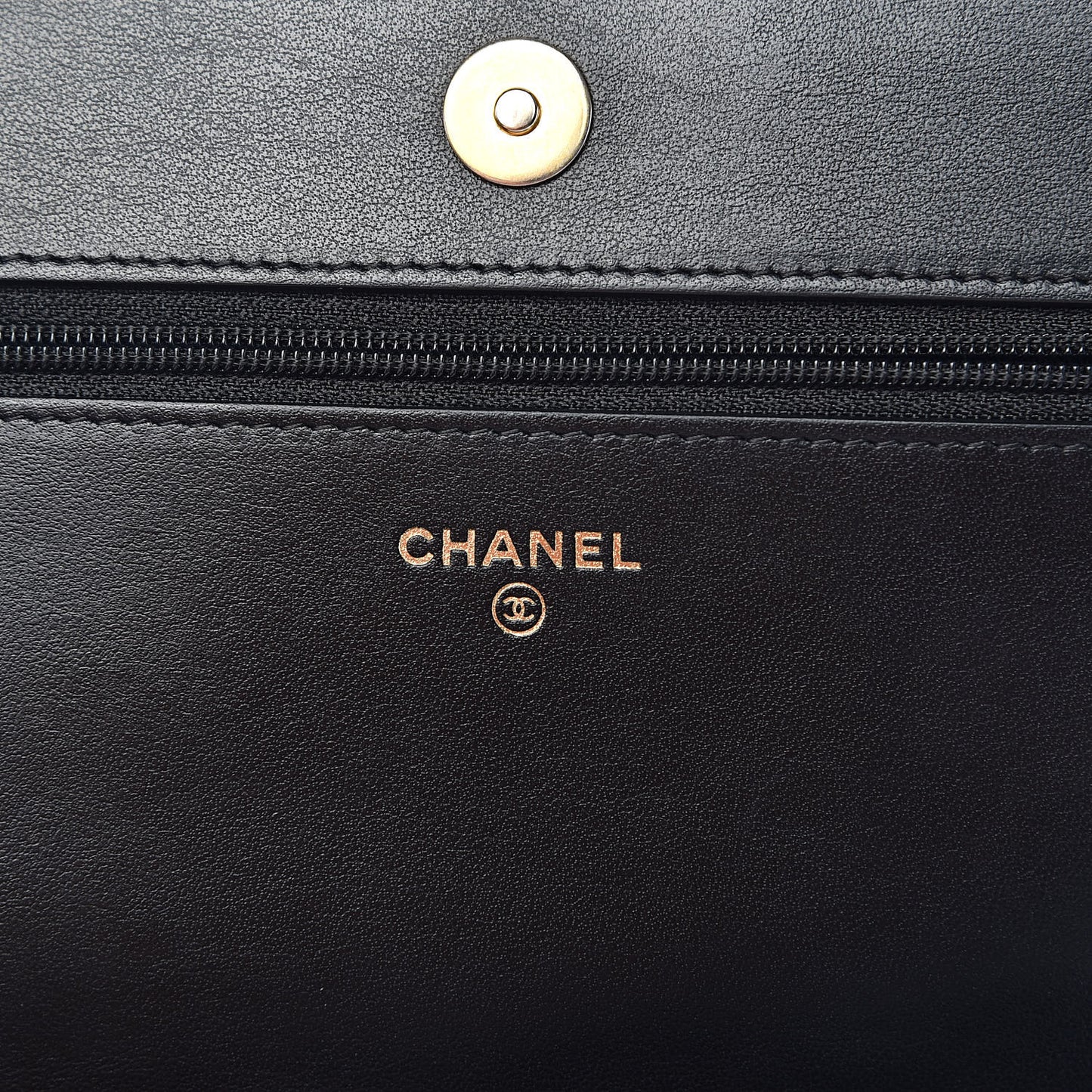 Caviar Quilted Boy Wallet On Chain WOC Black