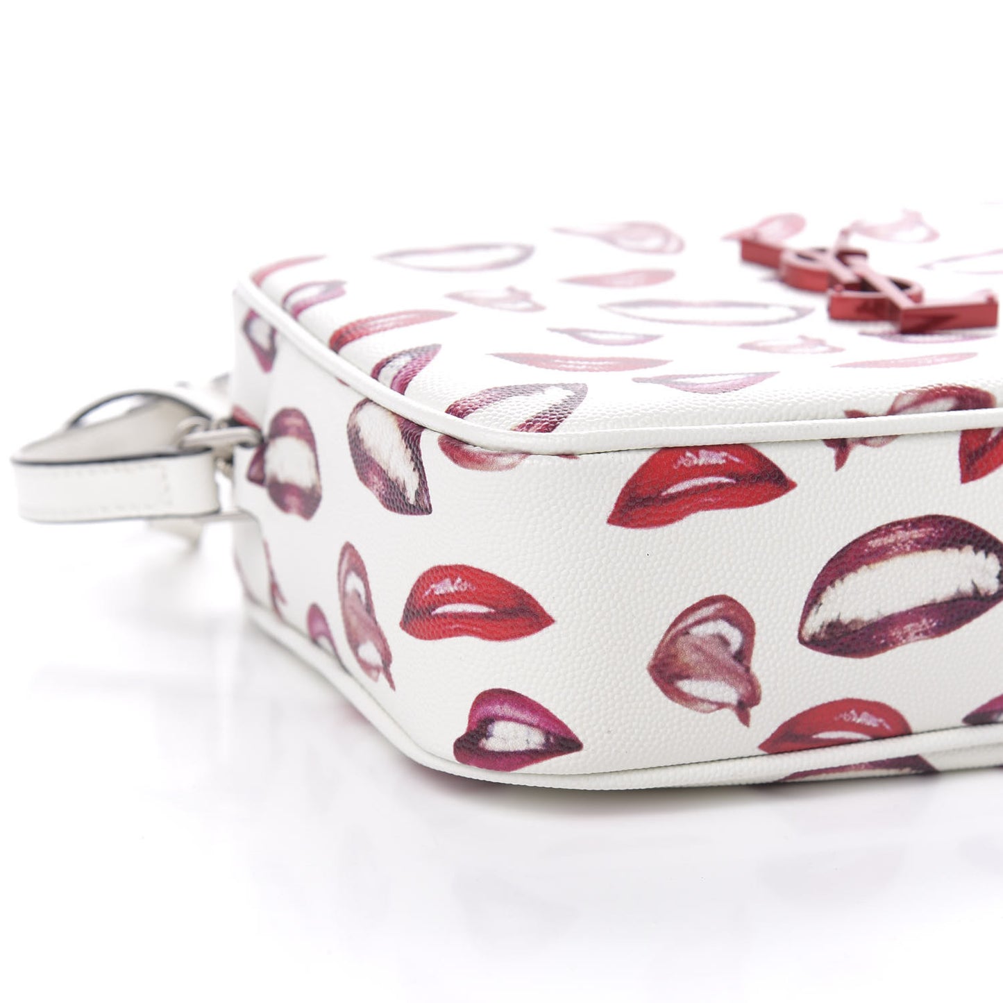 Grain De Poudre Lips Print Medium Classic Monogram Camera Bag White Red