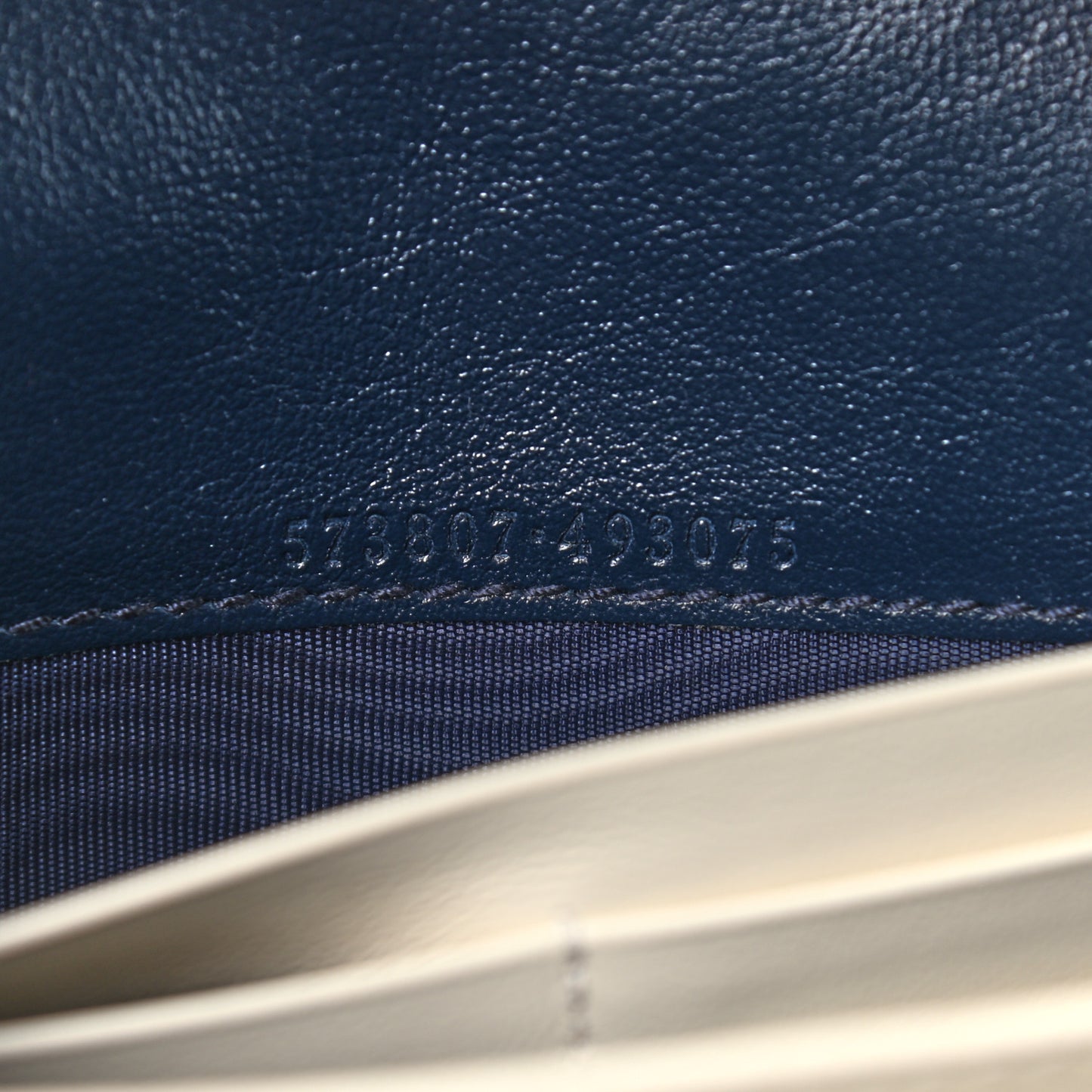 Vintage Effect Calfskin Matelasse Diagonal Torchon GG Marmont Chain Wallet Mystic White Blue Agata