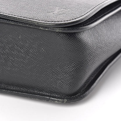 Louis Vuitton Taiga Andrei Ardoise 6 of 13