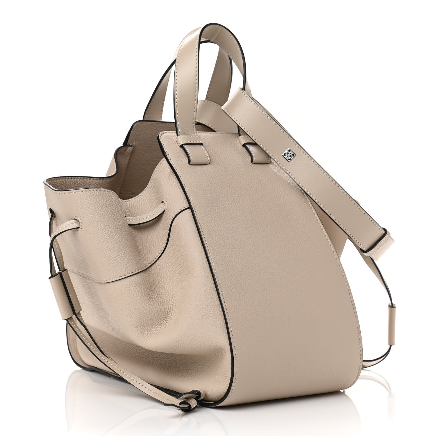 Loewe Calfskin Medium Hammock Shoulder Bag Light Oak 2 of 8