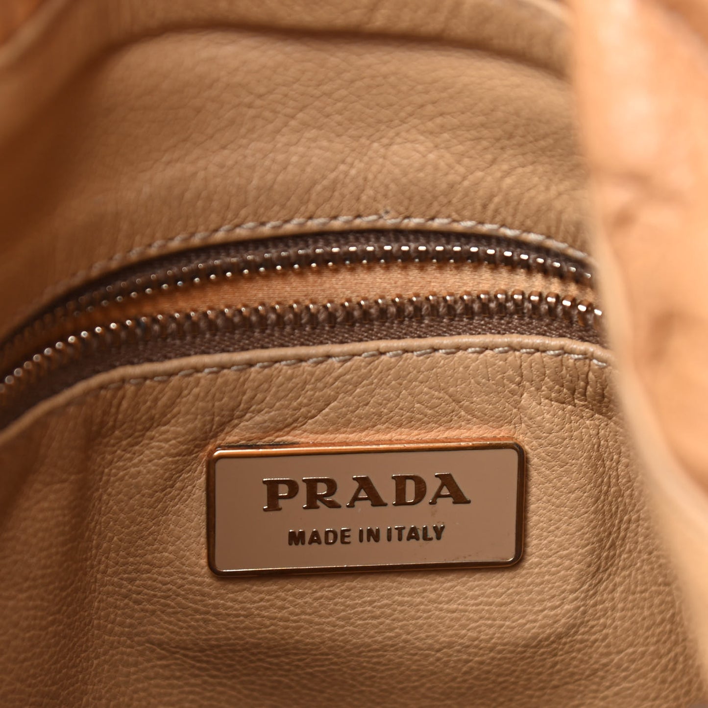 Vitello Daino Chain Shoulder Bag Cuoio