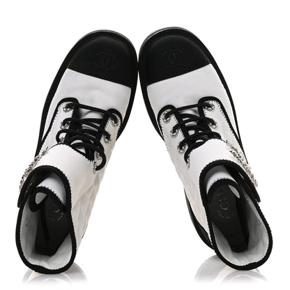 Chanel Fabric Grosgrain Quilted Cap Toe Lace Up Combat Boots 38.5 White Black 2 of 9