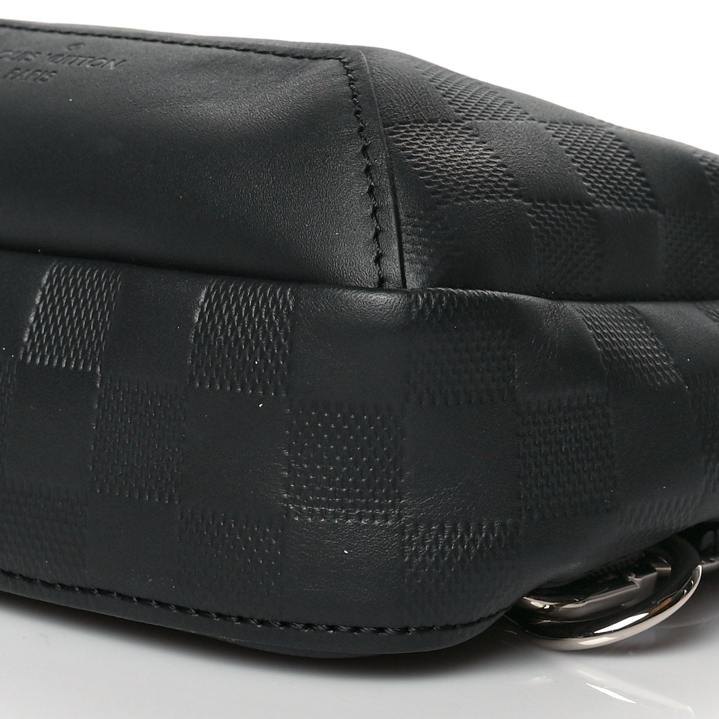 Damier Infini Avenue Sling Bag Onyx