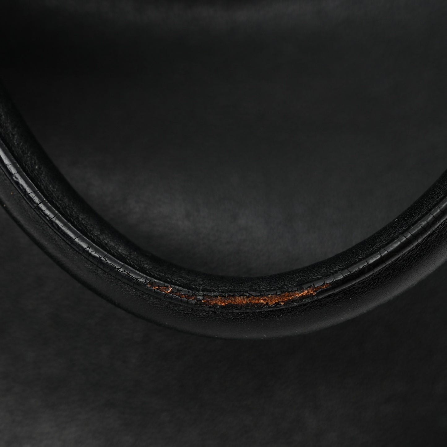 Smooth Calfskin Medium Sartorial Banner Tote Black