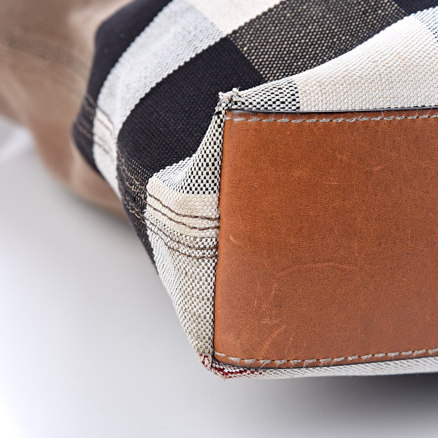 Canvas Mega Check Medium Ashby Hobo Saddle Brown