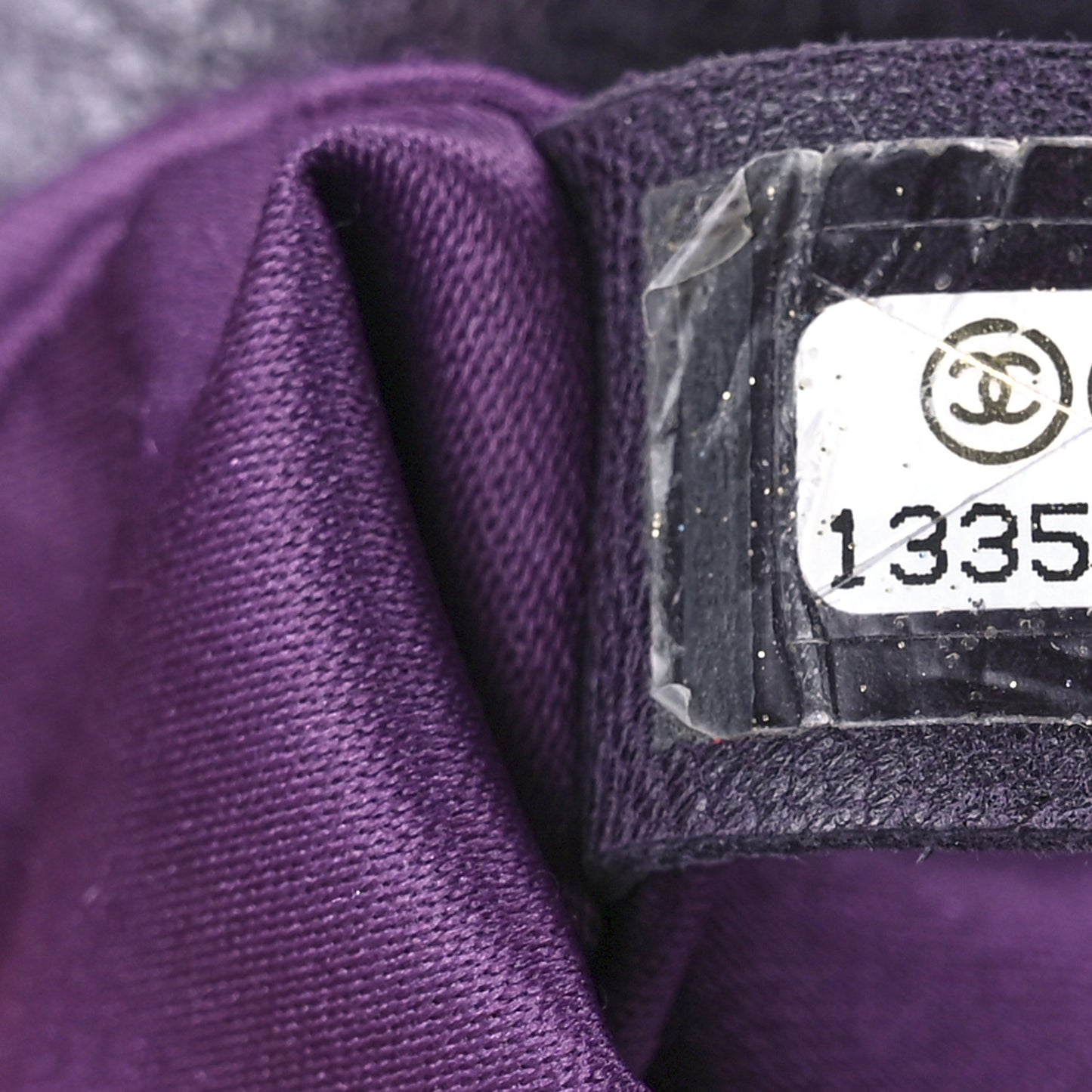 Glazed Calfskin Stitched On The Road Flap Purple