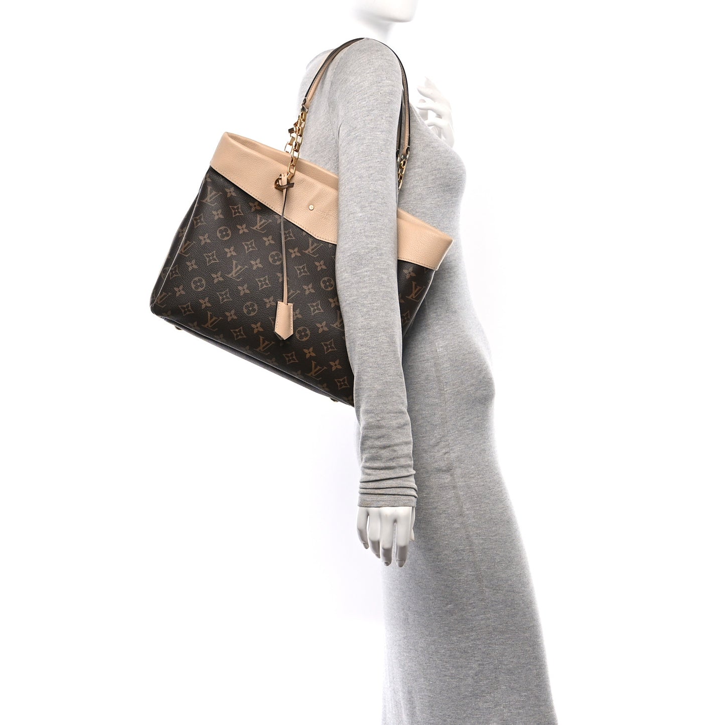 Monogram Pallas Shopper Dune
