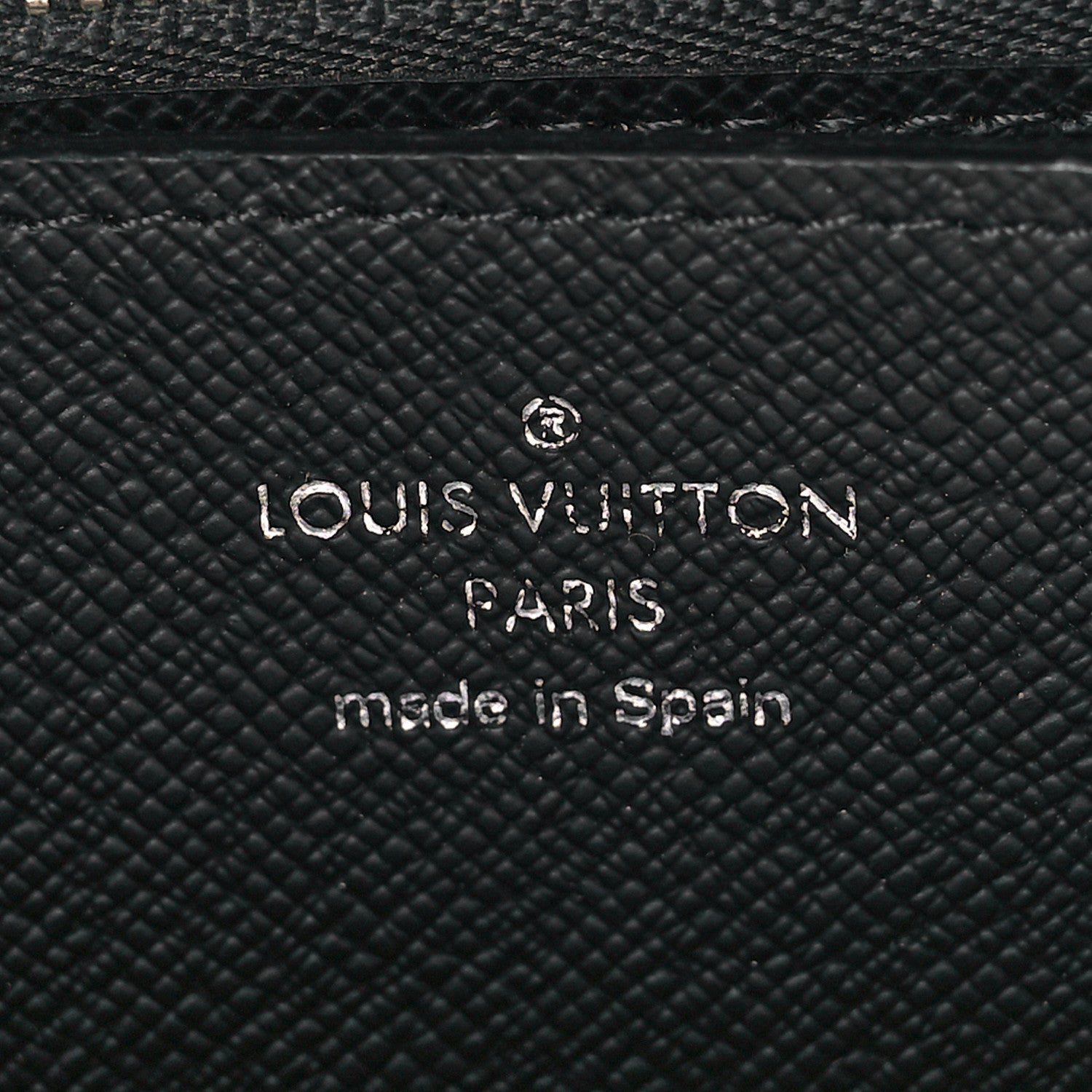 Louis Vuitton Taiga Zippy XL Wallet Black 6 of 8