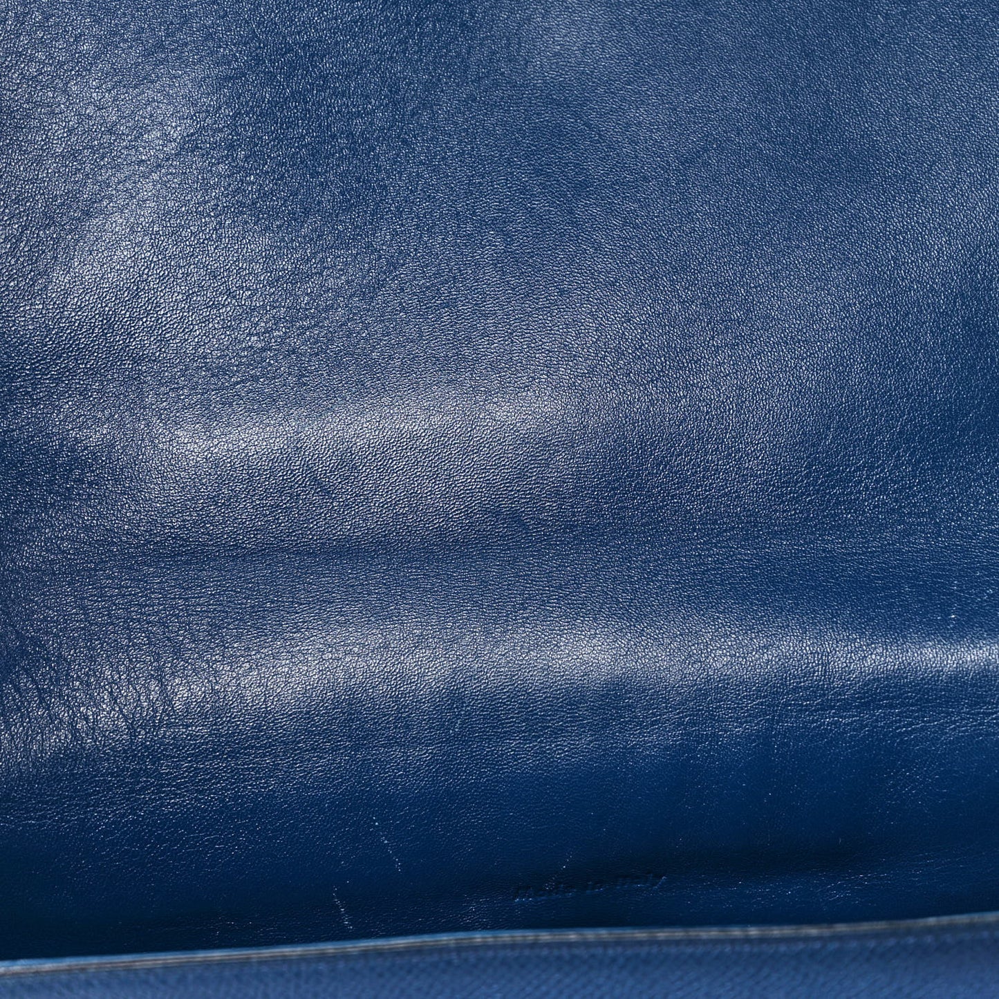 Grained Calfskin Medium Trotteur Navy